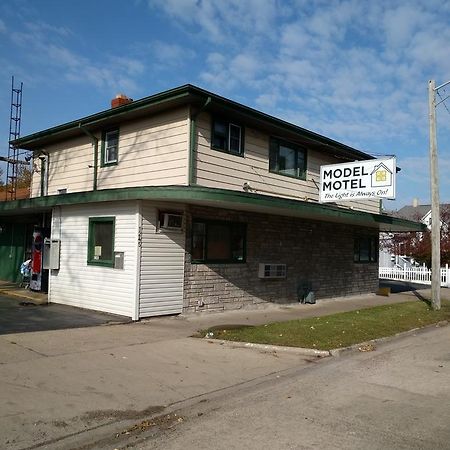 Model Motel Kankakee Exterior photo