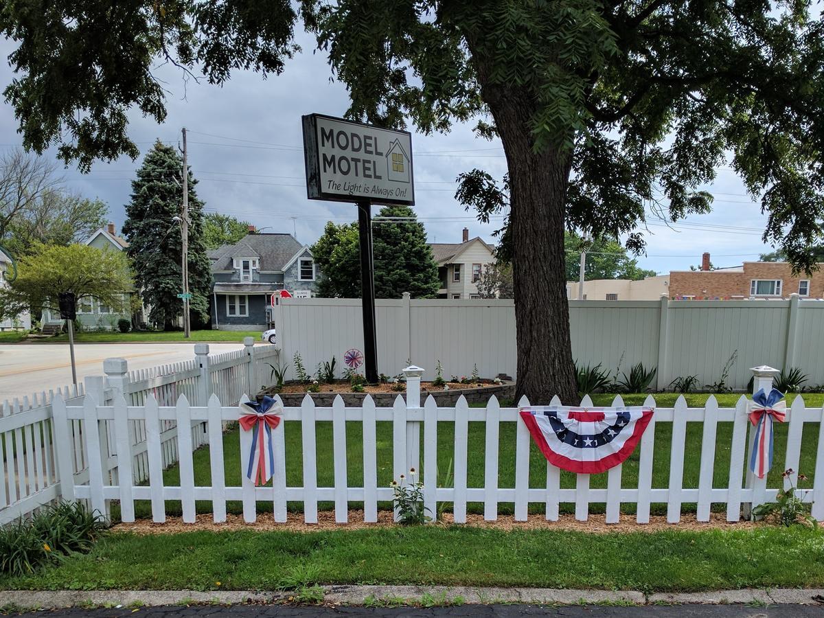 Model Motel Kankakee Exterior photo